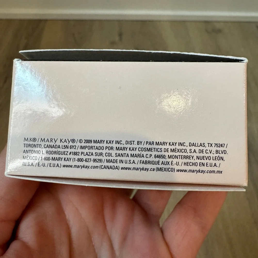 Mary Kay Mineral Powder Foundation Ivory .5 Loose Face Makeup 0.28oz New in Box